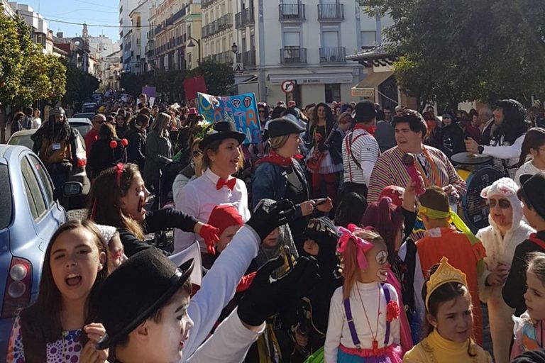 Pasacalles disfraces infantil Carnaval de Morón 2019. Foto: Sara Verdugo