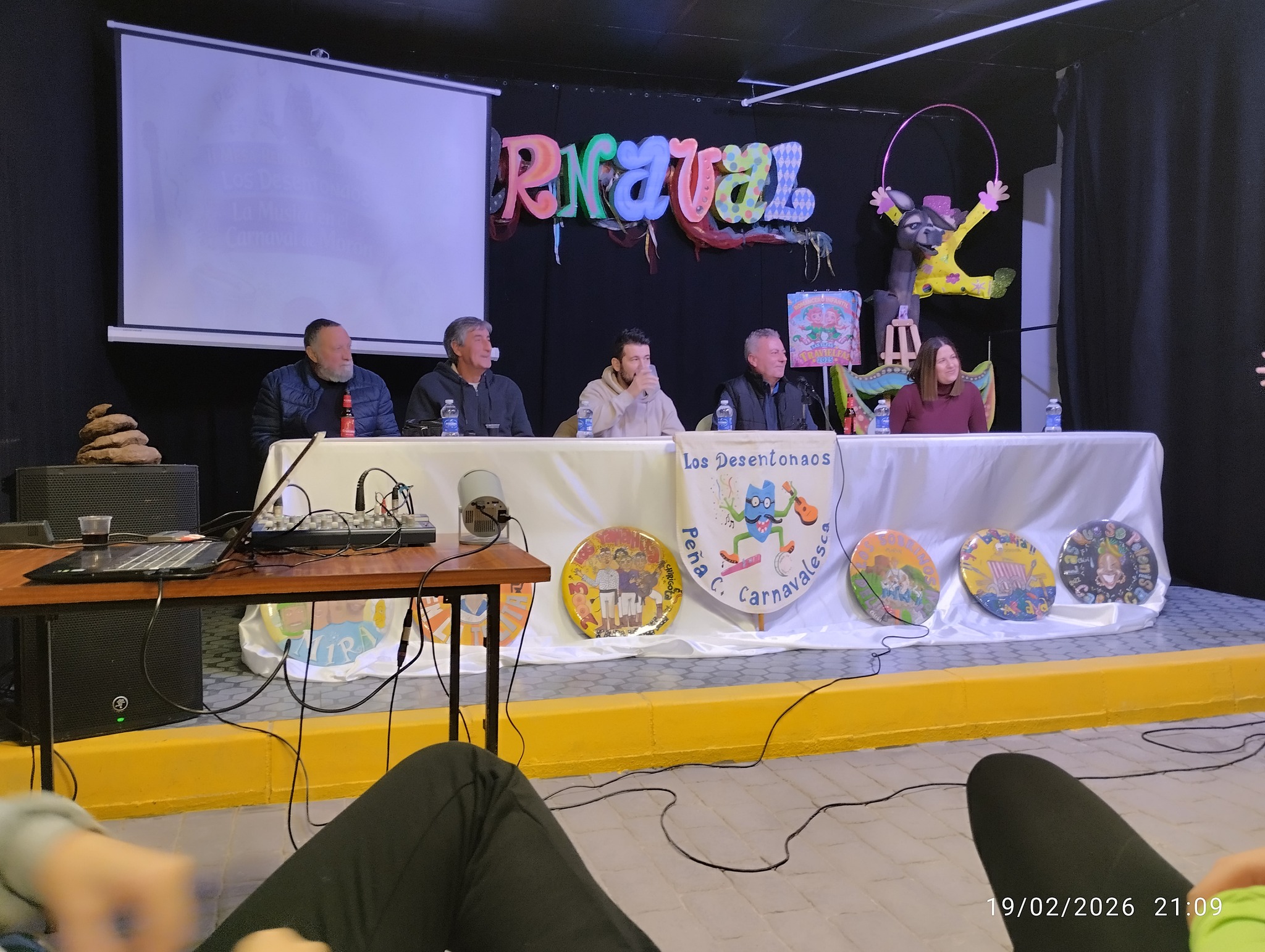 Del «debate» a la calle: varios días seguidos de coplas, cultura y barrios